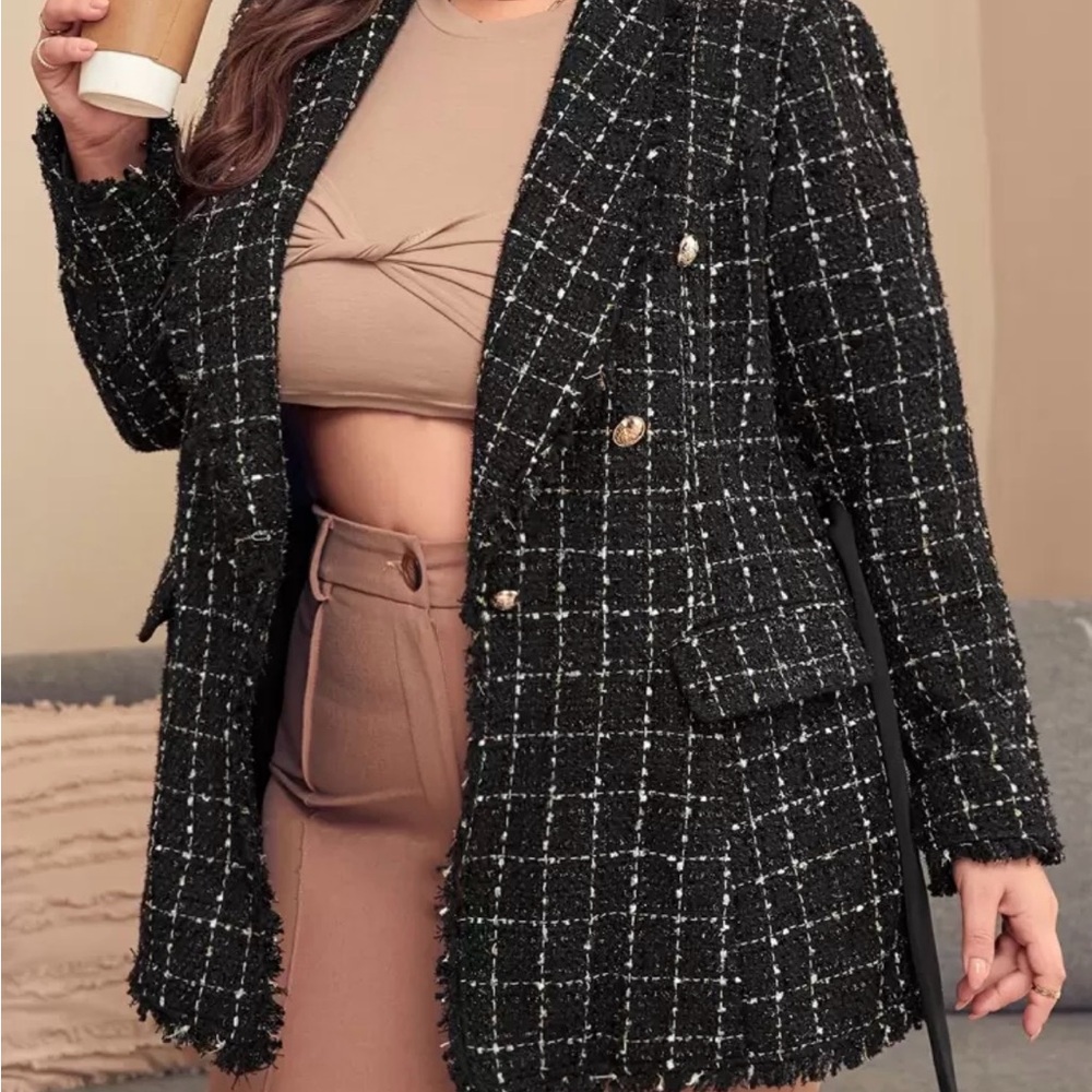 NWOT Women's Oversized Black Tweed Jacket